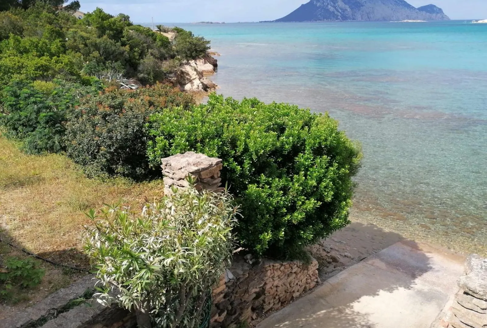 Sa Villa De Su Mari سان تيودورو